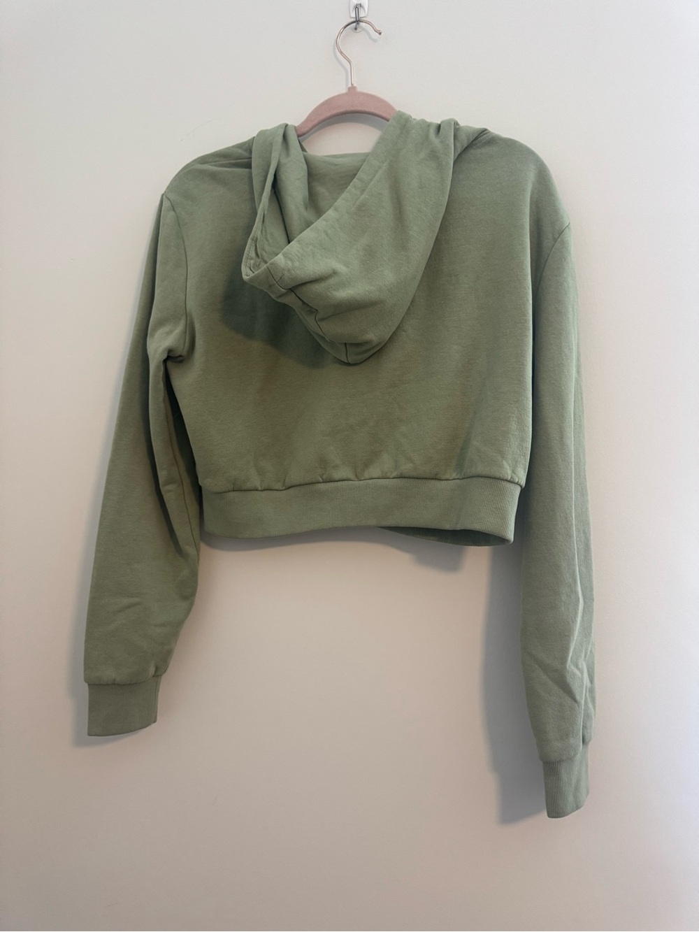 H&M Olive Zip-Up CroppedHoodie with Front Pocket - Picture 3 of 9
